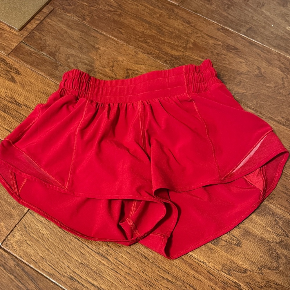 lululemon athletica Hotty Hot 2.5” lined Running Shorts